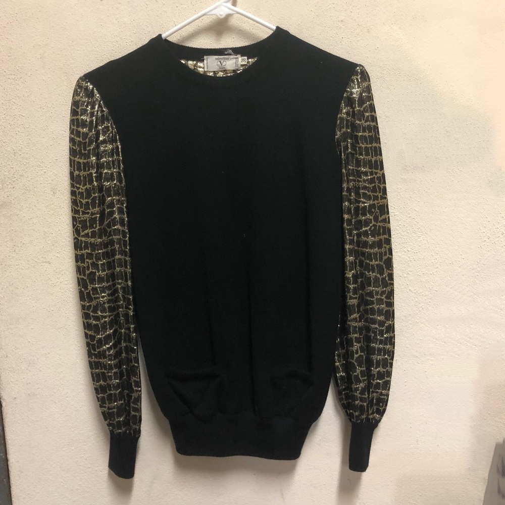 Vanentino women black and gold crew neck sweater